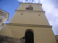 L'imponente campanile della Collegiata di San Pellegrino