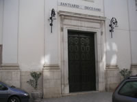 Il portale della Collegiata di San Pellegrino