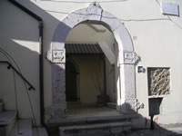 Il portale del Palazzo Di Guglielmo