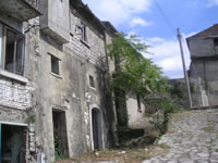 Case abbandonate a Bisaccia vecchia