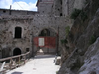 L'arco d'accesso al Borgo medioevale
