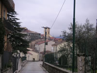 La torre campanaria vista da lontano