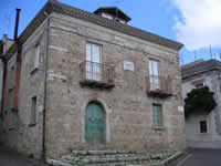 Un palazzo antico a Carife