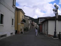 Una strada di Castel Baronia