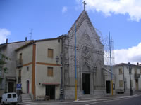 La facciata della chiesa di San Lorenzo