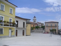 La centrale piazza Vittoria