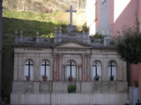 Altare nei pressi della chiesa  della Pietà