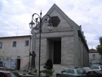 La facciata della chiesa del Carmine a Monteleone di Puglia