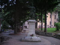 Monumento dedicato alla Vergine Maria