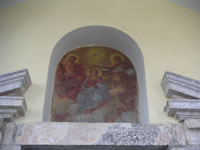 L'affresco sul portale d'ingresso del Santuario dell'Iincoronata