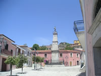 Il Giglio, un obelisco dedicato a San Rocco