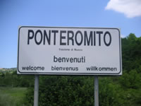 Il cartello stradale che annuncia l'ingresso nel territorio di Poteromito, frazione di Nusco
