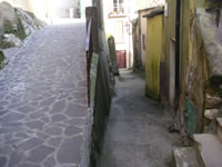  Angolo del vecchio borgo medioevale di Serra