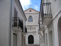 La facciata della Cattedrale di Sant'Angelo dei Lombardi, dedicata a Sant'Antonino Martire