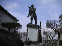 Il monumento ai caduti a Savignano Irpino
