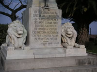 Particolare del monumento ai Caduti