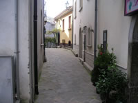 Una stradina di Aiello del Sabato