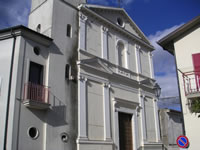 La facciata della chiesa di S. Maria della Neve