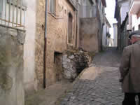 Una strada di Carife