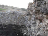 Il paesaggio circostante visto dai bastioni del castello di Frigento