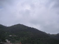 La montagna che sovrasta Santa Paolina